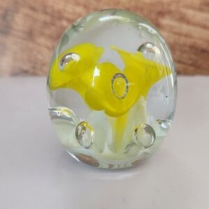 Vintage Maude & Bob St Clair Hand Blown Glass Paperweight Yellow Trumpets 1971